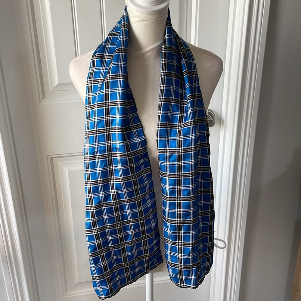 Blue, black & white plaid polyester scarf shawl wrap